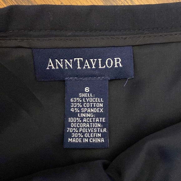 Ann Taylor Navy and White Skirt - Picture 4 of 8